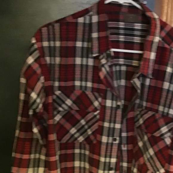 GREATNORTHWEST RED BUTTONUP XL MENS GREAT - Picture 1 of 4